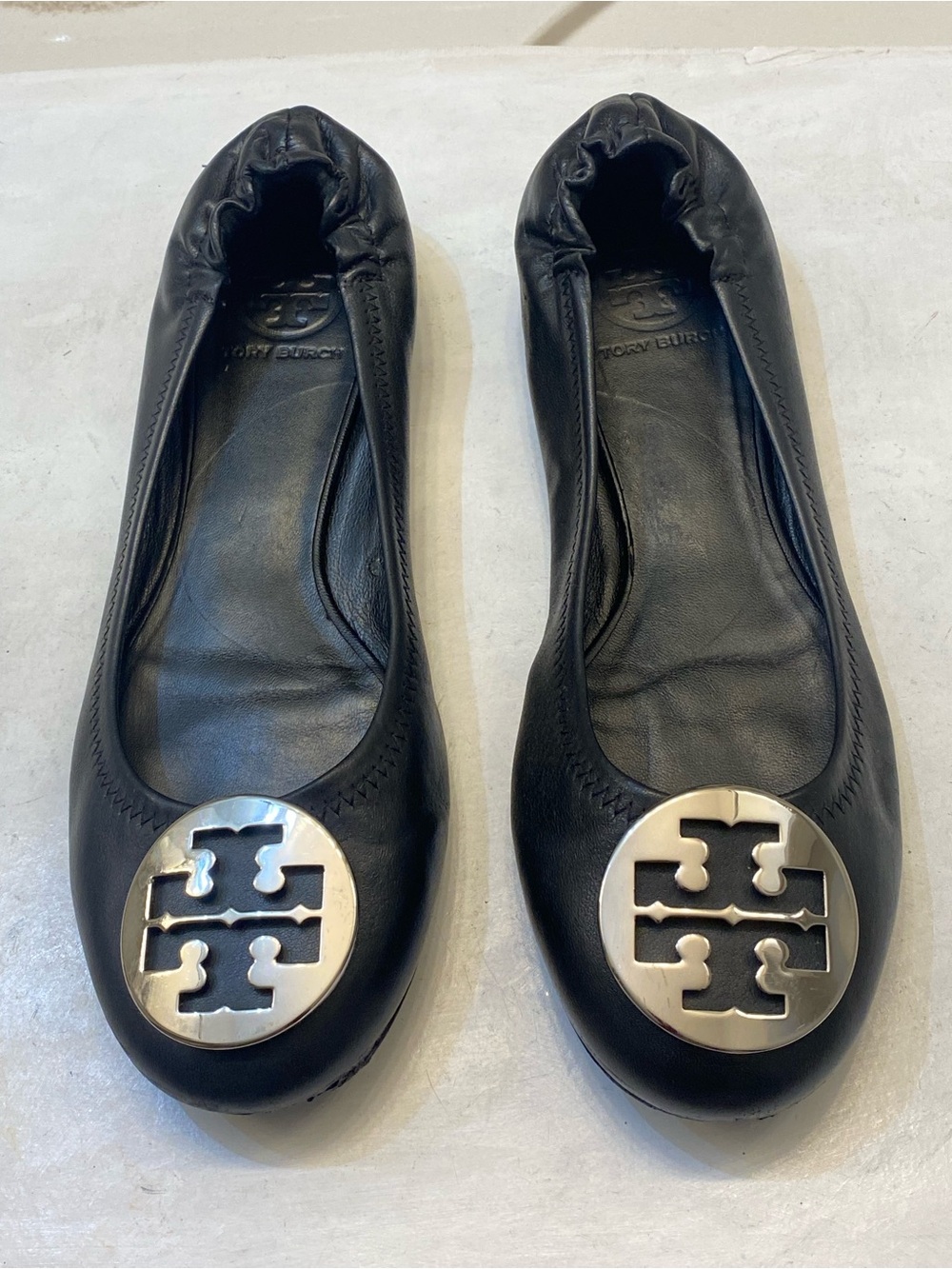 Tory Burch Reva flat size 8.5M good condition good bottom, clean interior